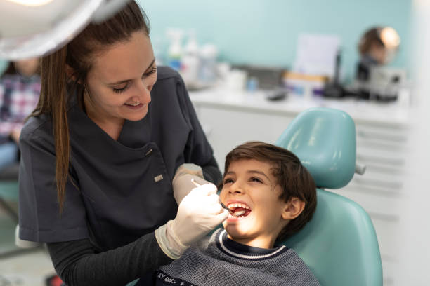 Best Emergency Tooth Extraction in Clinton, MI